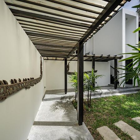 Villa Yang, Private Oceanfront Villa, Kamala Beach Esterno foto